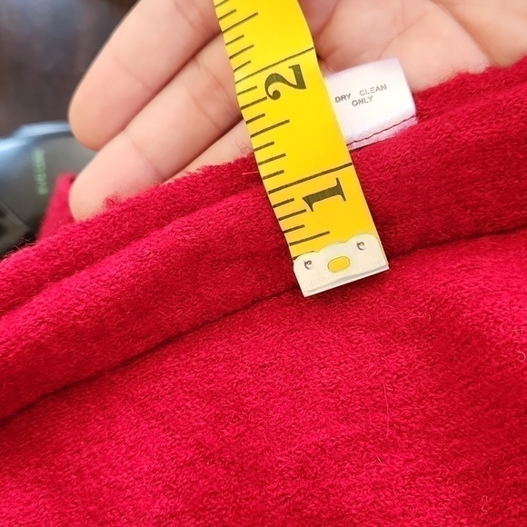 100% Wool Crochet Flowers Cardigan Jacket Sweater Winter Elegant 1X - Picture 13 of 16